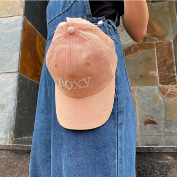 【おすすめ商品のご紹介】 ROXY キャップ