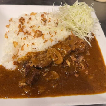 新メニュー！精肉屋の和牛ビーフカレー
