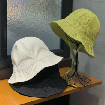 おすすめ商品のご紹介 【紐付きチューリップハット】